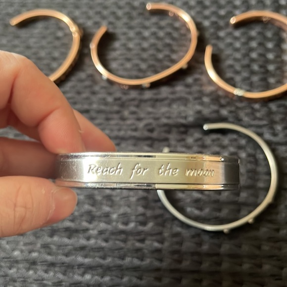 Mary Kay Bracelets - lot of 7 - Picture 7 of 11